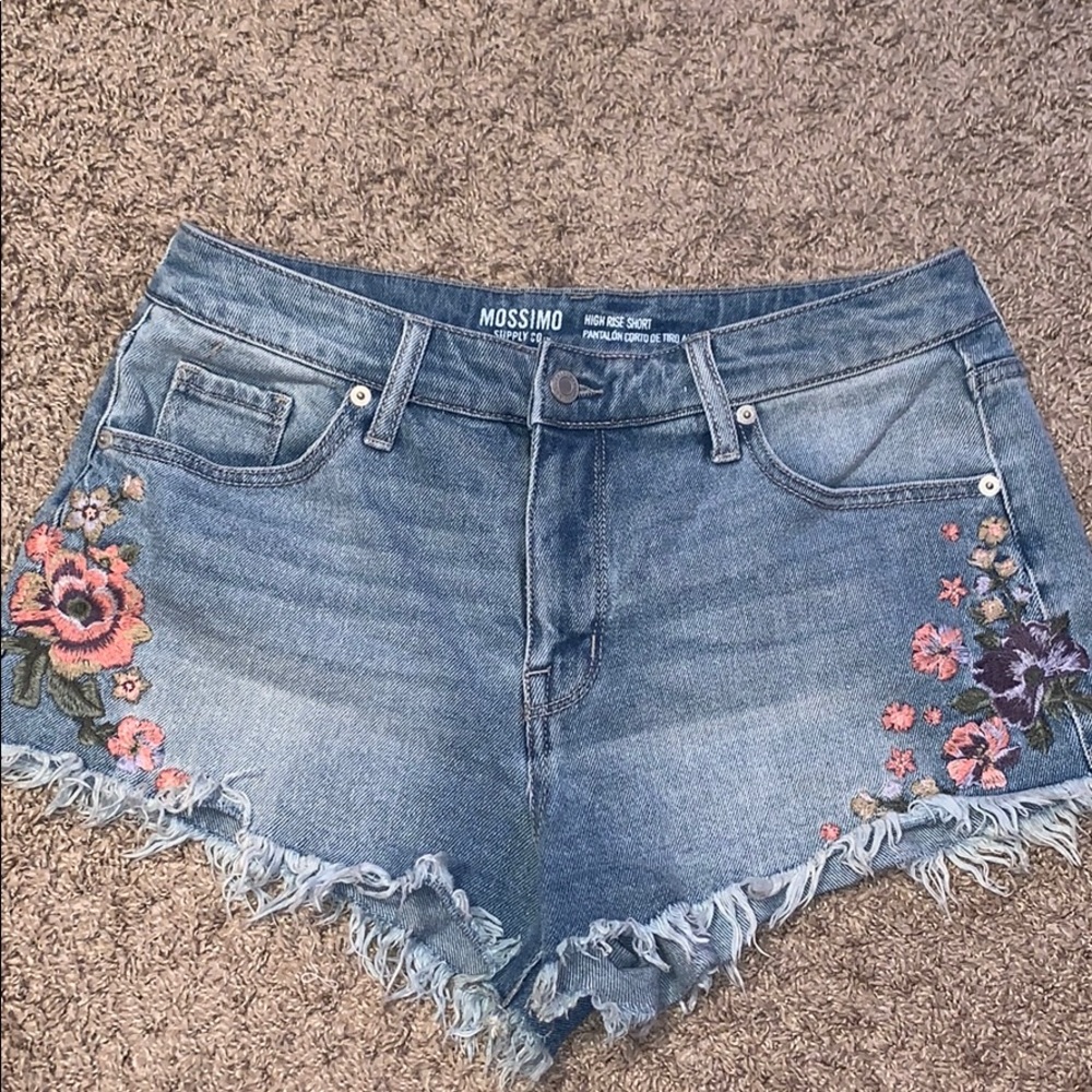 Women’s jean shorts